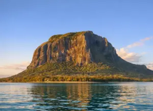 Mauritius eSIM – 2GB/day