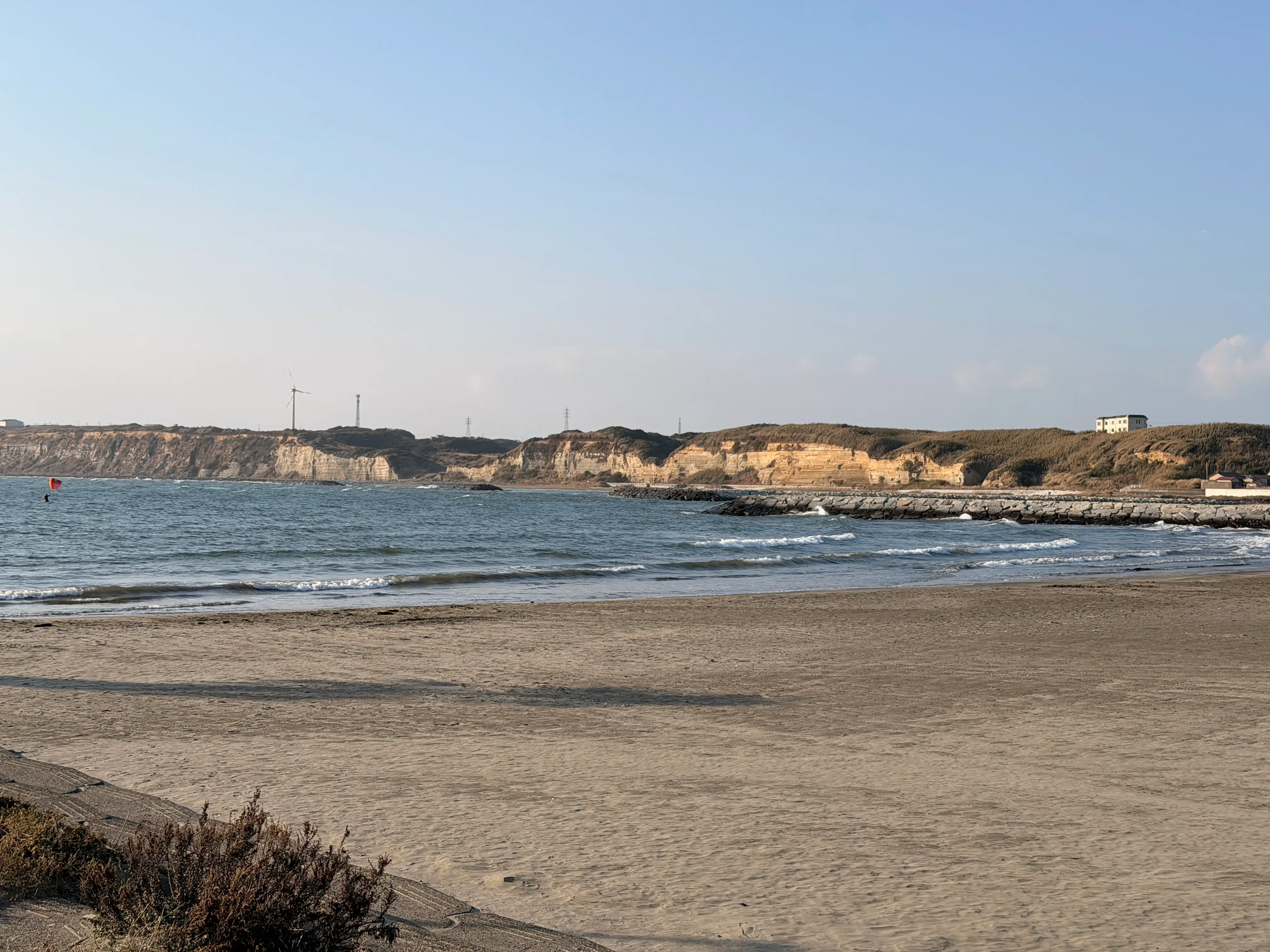 Japan winter travel guide — snow-covered temples, hot springs, and illuminated cityscapes